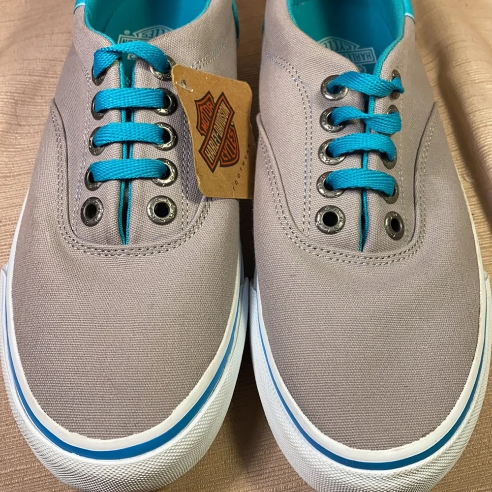 NWT Harley-Davidson canvas lace up loafers